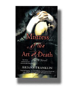 کتاب لاتین معشوقه هنر مرگ mistress of the art of death